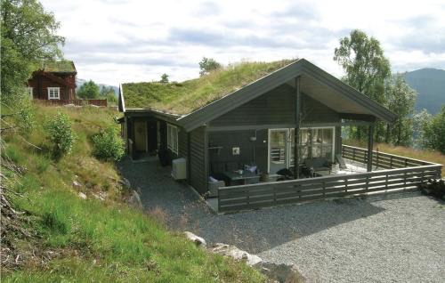 Møre og Romsdal Casa | Awesome Home In Stranda With Wifi