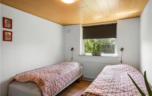 Thyboron Casa | Awesome Home In Thyborøn With Wifi