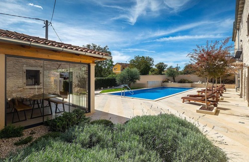 Kringa Casa | Impresionante casa en Tinjan con sauna