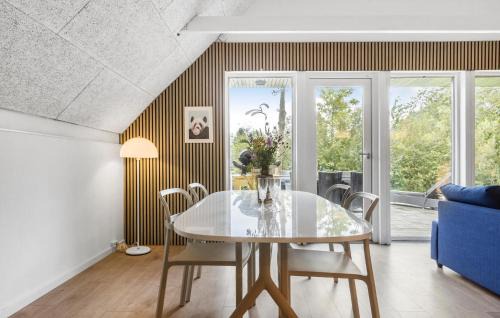 Arrild Ferieby Casa | Awesome Home In Toftlund With Wifi