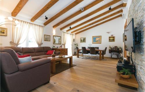 Peljesac peninsula Casa | Awesome Home In Topolo With Sauna