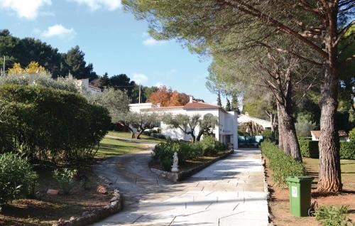 Toulon Casa | Awesome Home In Toulon