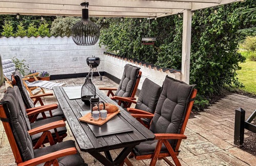 Rageleje Casa | Awesome home in Vejby with WiFi