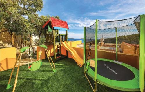 Vinisce Casa | Awesome Home In Vinisce
