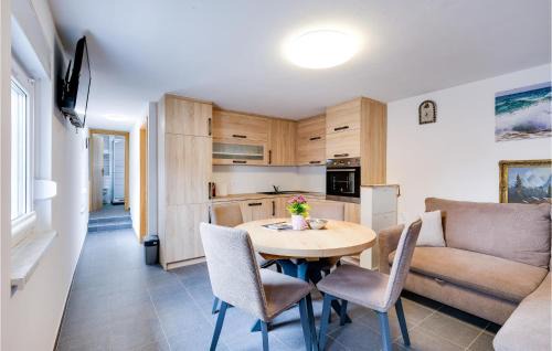 Zasadbreg Casa | Awesome Home In Zasadbreg