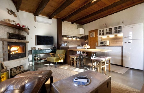 Debeljuhi Casa | Impresionante casa en Zminj con sauna