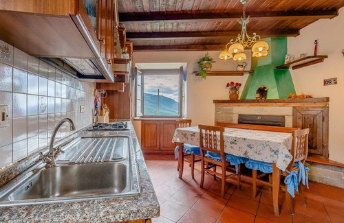Casone Carpinelli Casa | Impresionante casa en Frazione.