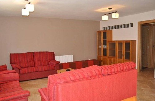 Blanco Casa | Awesome home to big families or friends group in Salamanca (VuT. 37/0000106 )