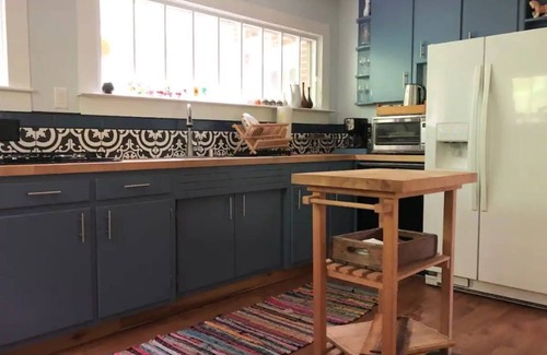Sylva Casa | Awesome House in Downtown Sylva!