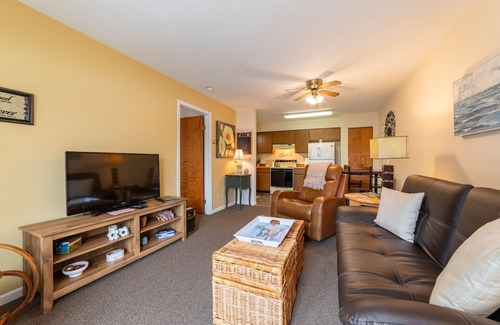 Walloon Lake Casa | Awesome Near Skiing