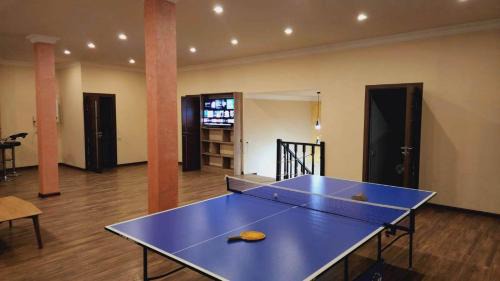 Dilijan Apartamento | Awesome Large 3 Floor Villa Dilijan , 8 Bedrooms+4.5 Bathrooms+Swimming Pool, Nice Mountain View