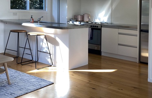 Mount Eden Apartamento | Awesome Mt Eden 1BR Unit - Wifi-Carpark