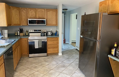 Cotuit Casa | Awesome Patio With Fire Pit, Farmers Porch, Deck With Grill!