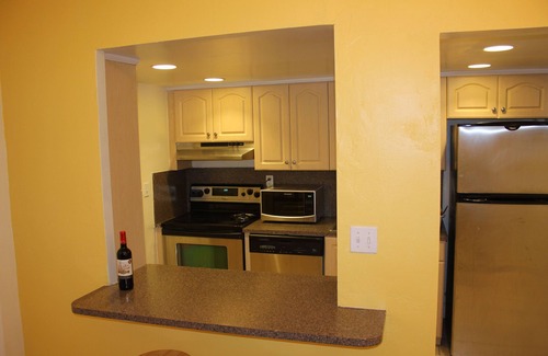 Key Biscayne Condominio | Impresionante y relajante 2Bdr / 1bthr. Excelente ubicación y valor.