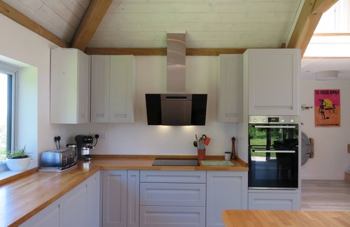 Mortehoe Casa | Awesome slidehouse close to coastpath,pubs,beaches sleeps 12-14 late discount