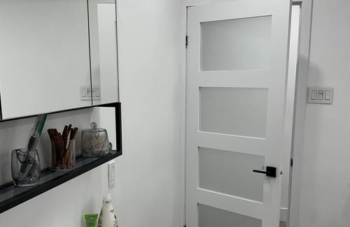 Cote-Saint-Paul Apartamento | Awesome studio/bachelor 15 min to downtown Montreal