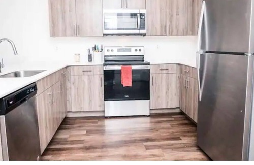 Logan Apartamento | Awesome, Stylish Unit in Logan! All to Yourself!