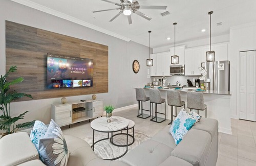 Kissimmee Chalet De Esquí | Awesome Townhouse 4Bed/3Bath/Pool/5Min Disney