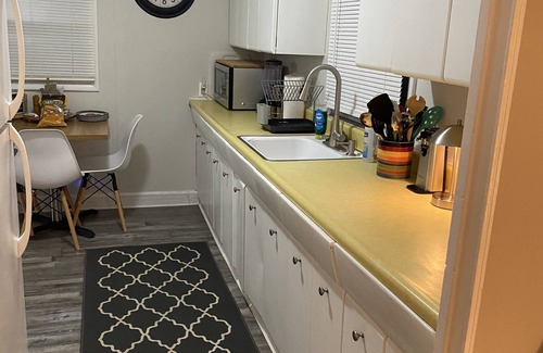 Harters Heights Casa | Awesome Unbeatable 5-Star Location…walk to ND in 10 minutes!