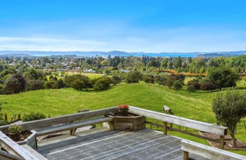Rotorua Casa | Aww Sheep-Uninterrupted Panoramic View with Spa