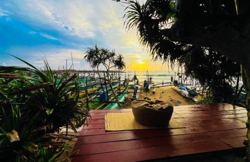 Dodanduwa Chalet De Esquí | Ayaan Beach Home