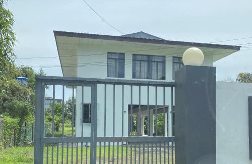 Labuan Casa | Ayana Homestay