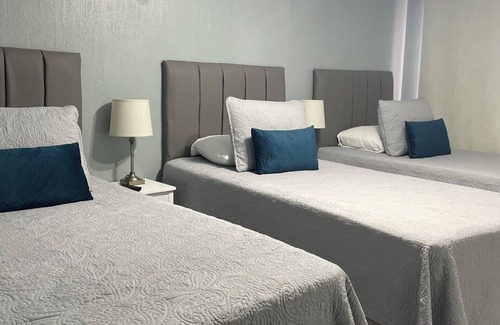 Zona 13 Hotel | Ayari