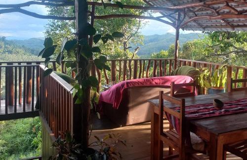 Koslanda Cama Y Desayuno | Aybish Resort - Diyaluma