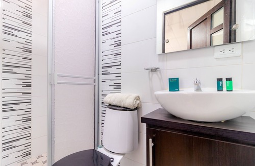 Chapinero Hotel | Ayenda Casa Alvarez