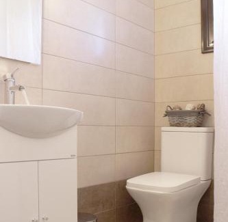 Arillas Apartamento | Ayerina First floor Apartment
