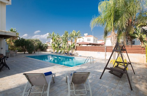 Ayia Thekla Cabaña | Ayia Napa Holiday Villa AT26 - a villa that sleeps 10 guests in 4 bedrooms