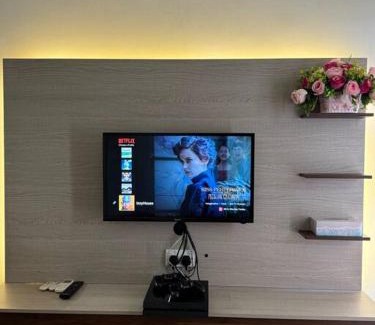 Batu Caves Apartamento | Ayuman Suites, Gombak, KL, by izzyHouse with Netflix, PS4