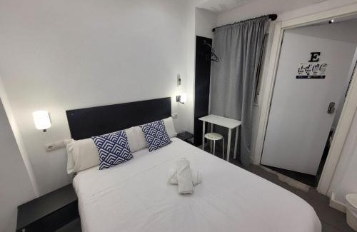 Lagunillas Hotel | AYZ Frailes - Auto check-in property