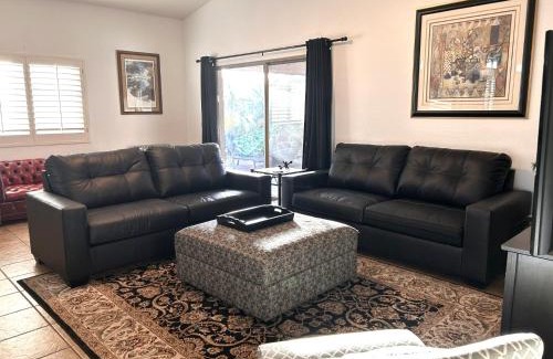 Rancho Gabriela Casa | AZ Sun Palm Retreat w/optional Private Heated Pool