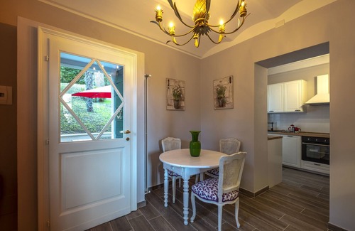 Belgirate Apartamento | AZALEA de MAGNOLIA Gardens