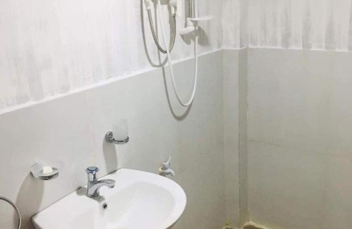 Kabankalan City Cama Y Desayuno | Aziels BnB