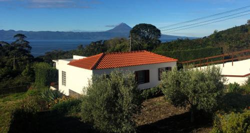 Urzelina Casa | Azorean Cottage São Jorge