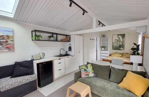 Welcome Bay Apartamento | Azores Harbourside Studio; self contained unit