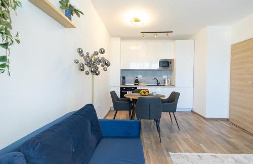 Saints Constantine and Helena Apartamento | Azur Pearl by RV Apartments