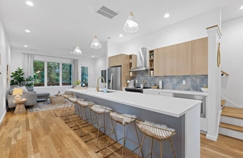 East Ridge Casa | Azul - An Atomic Ridge Home