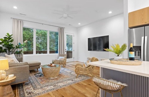 East Ridge Casa | Azul - An Atomic Ridge Home
