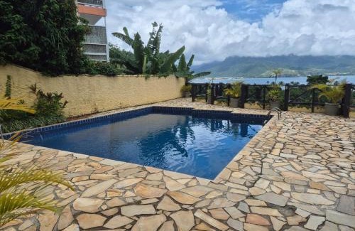 Itaquanduba Casa | Residencial Azul Marinho - Suites de temporada