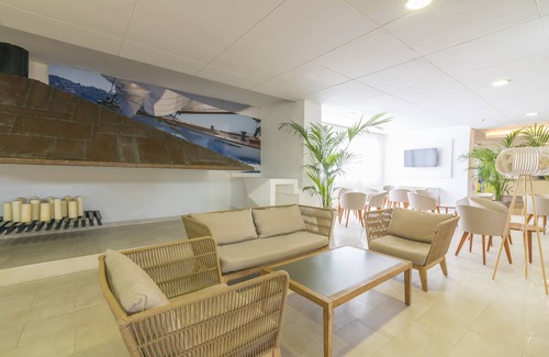 Bahía de San Antonio Hotel | azuLine Hotel Bergantín