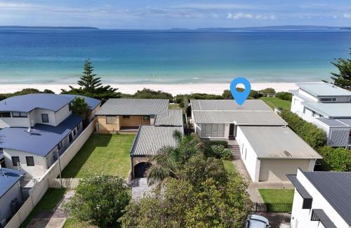 Callala Beach Casa | Azure Absolute Beachfront I Pet Friendly