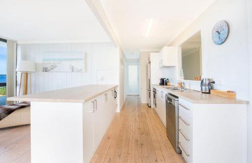 Callala Beach Casa | Azure Absolute Beachfront I Pet Friendly
