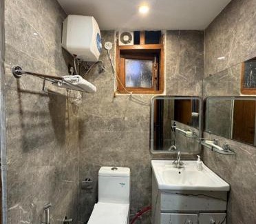 Chhatarpur Apartamento | Azure apartment Chhatarpur