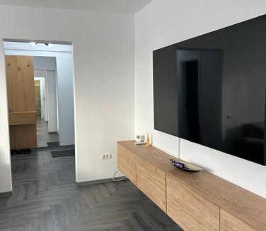 Craiova Apartamento | Azure Apartment
