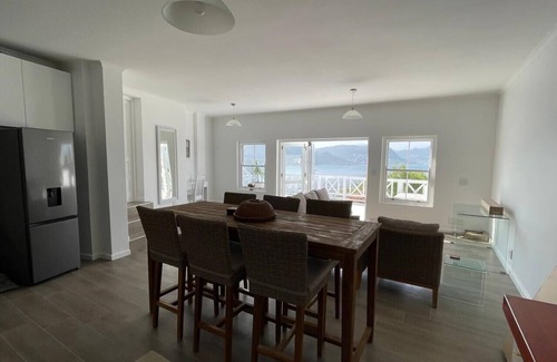 Simon's Town Cabaña | Azure Cottage Simonstown Cape Town - Charming 2-bedroom cottage with seaview