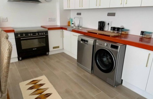Simon's Town Cabaña | Azure Cottage Simonstown Cape Town - Charming 2-bedroom cottage with seaview