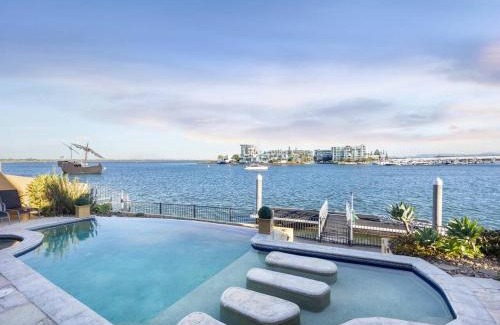 Paradise Point Casa | Azure Majesty Luxe Waterfront Mansion Redefined